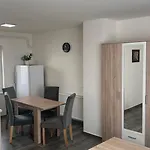 Ubytovani Frahelz Lägenhet